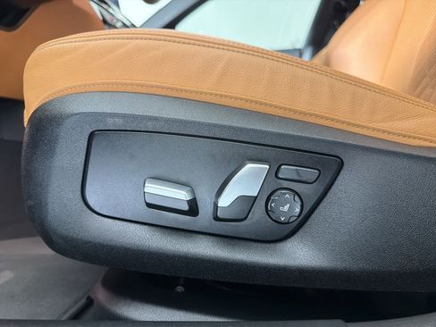 Used 2023 BMW 540i w/ M Sport Package RWD image 11