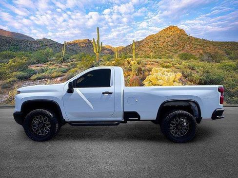 Used 2025 Chevrolet Silverado 2500 W/T w/ WT Convenience Package RWD image 8
