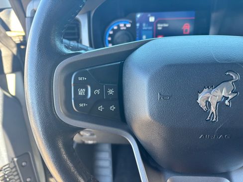 Used 2023 Ford Bronco Big Bend w/ Sasquatch Package image 33