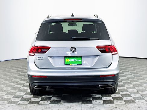 Used 2020 Volkswagen Tiguan S image 8
