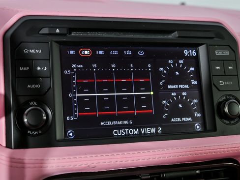 Used 2020 Nissan GT-R Premium image 32