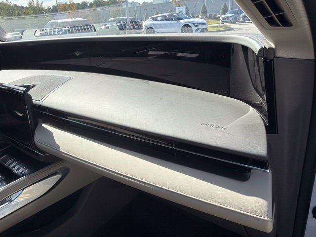 Used 2024 Lincoln Nautilus Premier AWD/4WD image 24