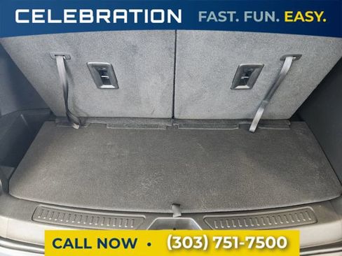 Used 2023 GMC Acadia SLE w/ Driver Convenience Package image 15