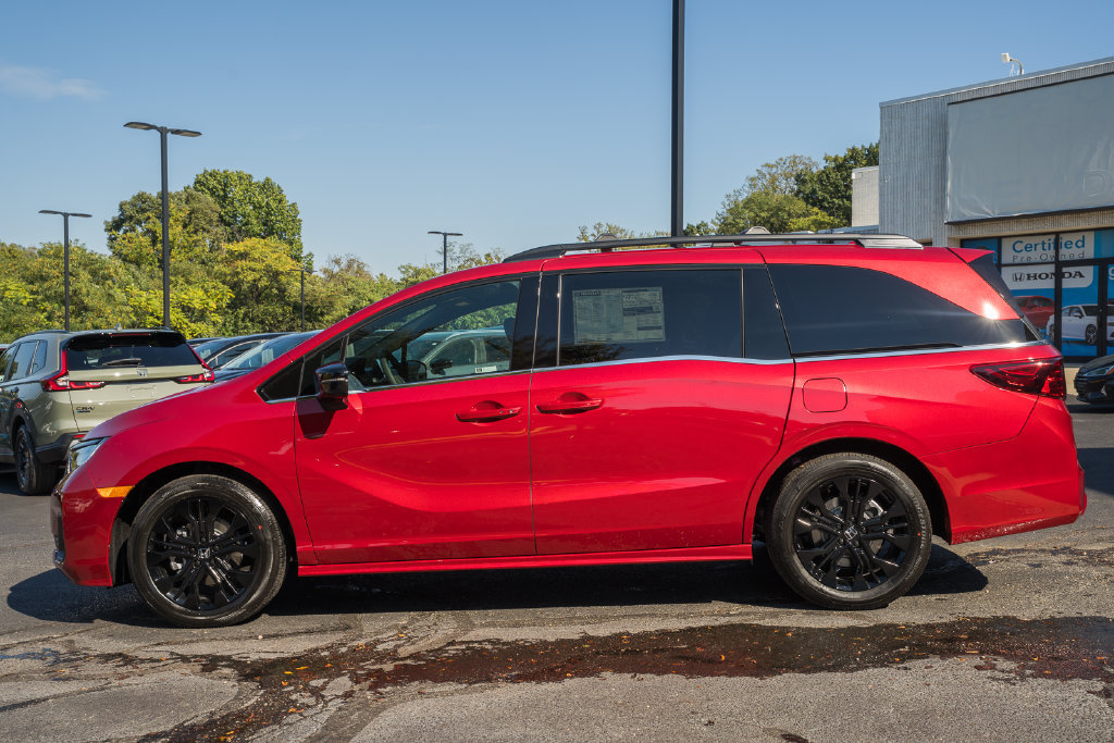 New 2027 Honda Odyssey Sport-L image 4