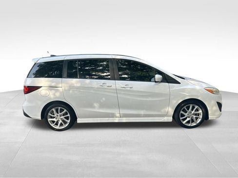 Used 2012 MAZDA MAZDA5 Touring w/ Moonroof & Audio Pkg FWD image 7