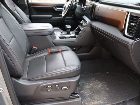 Certified 2024 GMC Sierra 1500 Denali RWD image 17