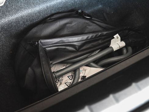 Used 2024 BMW i7 M70 w/ Executive Package image 41