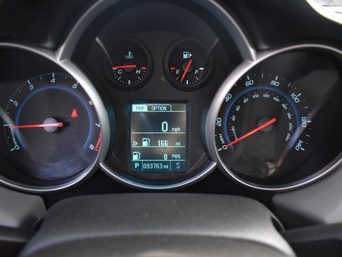 Used 2013 Chevrolet Cruze LT image 28