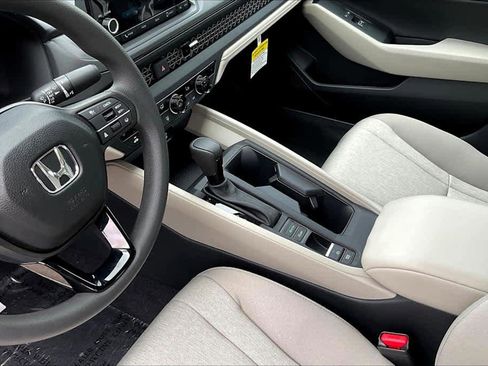 New 2025 Honda Accord SE image 13