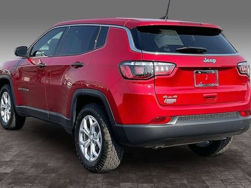 Used 2024 Jeep Compass Sport AWD/4WD image 12