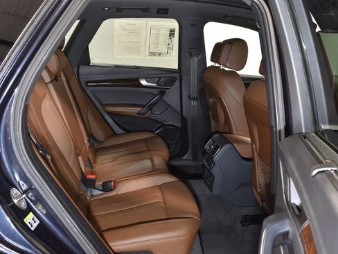 Used 2019 Audi Q5 2.0T Premium Plus w/ Premium Plus Package image 29