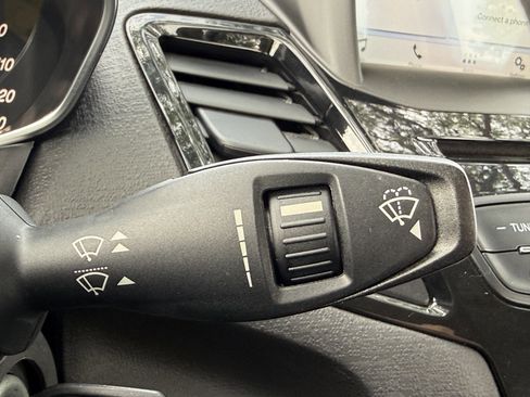 Used 2018 Ford Fiesta SE w/ Equipment Group 201A image 29