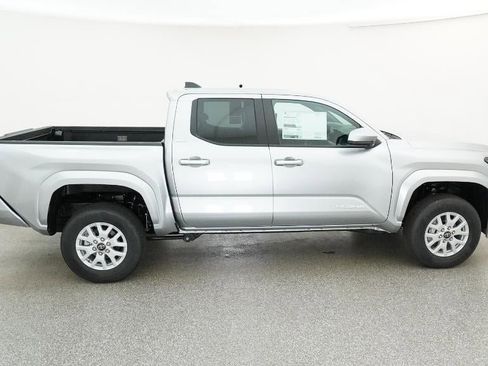New 2026 Toyota Tacoma SR5 image 38