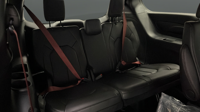 New 2027 Chrysler Pacifica Select FWD image 24