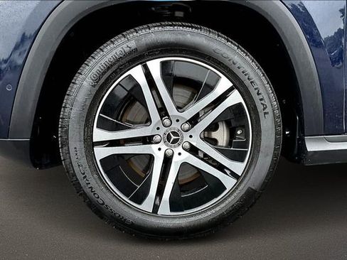 Used 2021 Mercedes-Benz GLS 450 4MATIC image 8