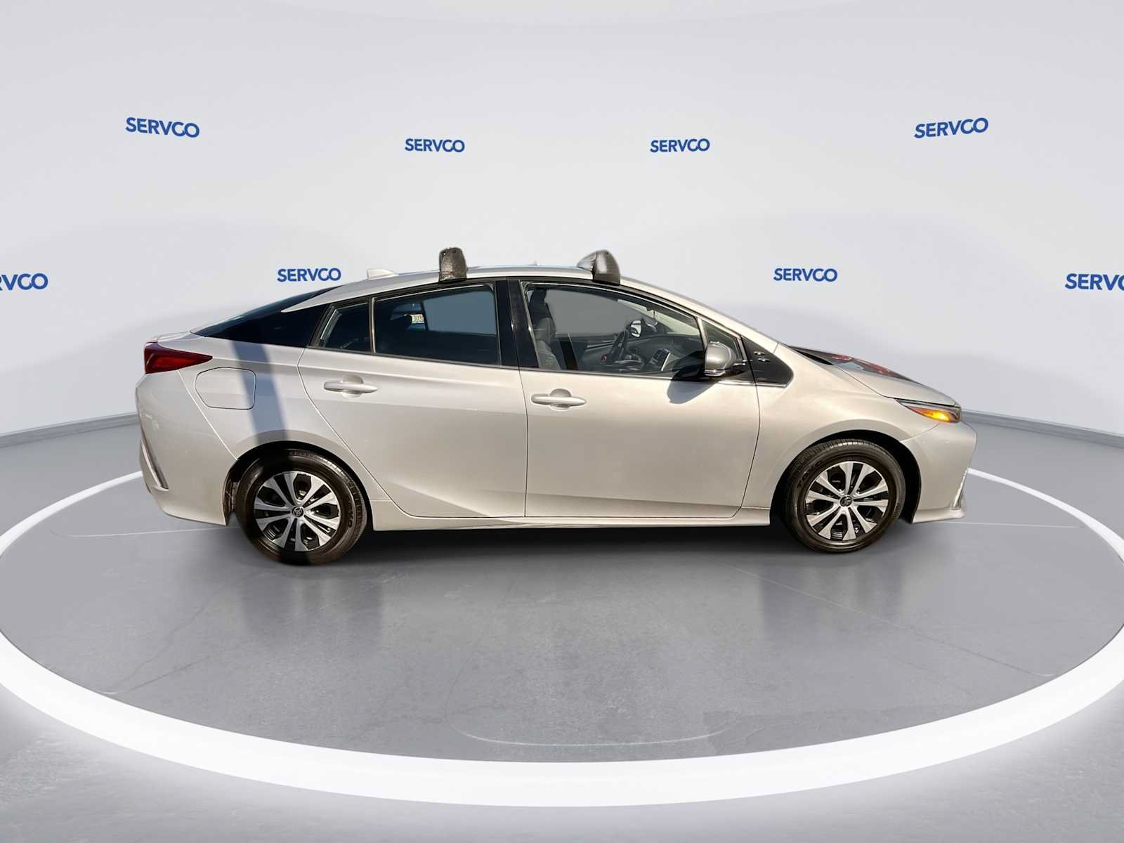 Used 2020 Toyota Prius Prime LE FWD image 9