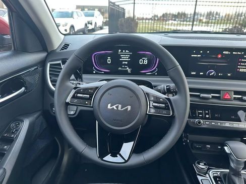 Certified 2026 Kia Seltos S AWD/4WD image 17