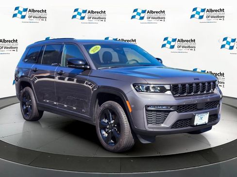 Used 2026 Jeep Grand Cherokee L Limited w/ Limited Altitude Package AWD/4WD image 7