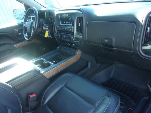 Used 2017 Chevrolet Silverado 1500 LTZ w/ Sport Package image 13