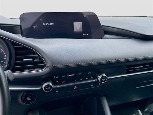 Used 2024 MAZDA MAZDA3 s image 12