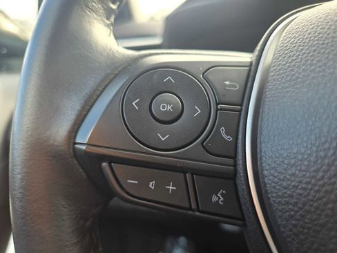 Used 2022 Toyota Corolla SE image 31