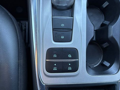 Used 2021 Ford Explorer Limited w/ Equipment Group 301A image 11