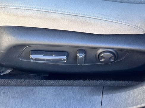 Certified 2023 Honda Accord EX image 19