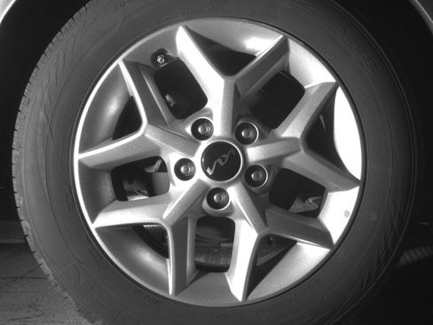 Used 2025 Kia Soul LX w/ LX Technology Package FWD image 18