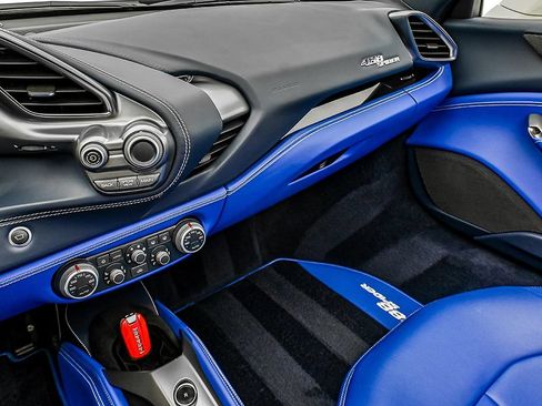 Used 2017 Ferrari 488 Spider RWD image 13