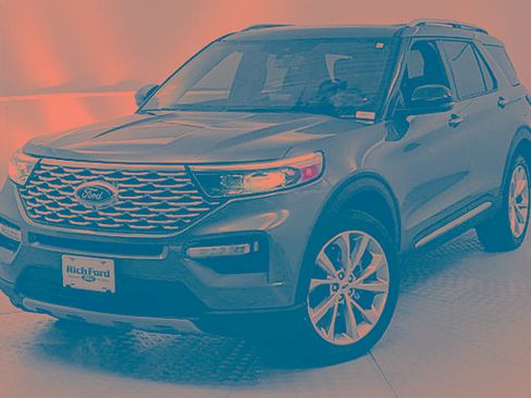 Certified 2023 Ford Explorer Platinum w/ Technology Package image 6