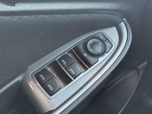 Used 2023 Chevrolet Malibu LT FWD image 25