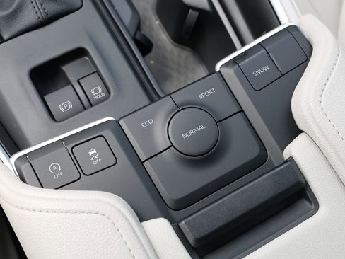 New 2026 Toyota Grand Highlander FWD image 23