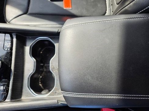 Used 2024 Jeep Grand Cherokee Limited 4xe image 9