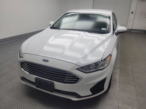 Used 2020 Ford Fusion SE FWD image 15
