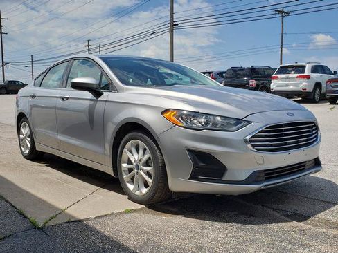 Used 2020 Ford Fusion SE FWD image 7
