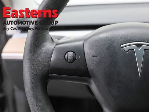 Used 2022 Tesla Model 3 Long Range image 15