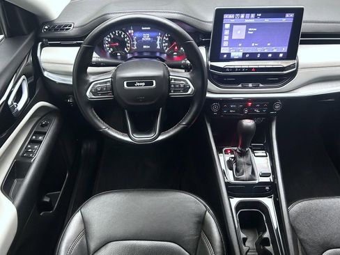 Certified 2022 Jeep Compass Limited image 14