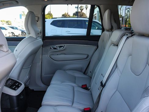 New 2026 Volvo XC90 T8 Ultra w/ Protection Package Premier AWD/4WD image 21