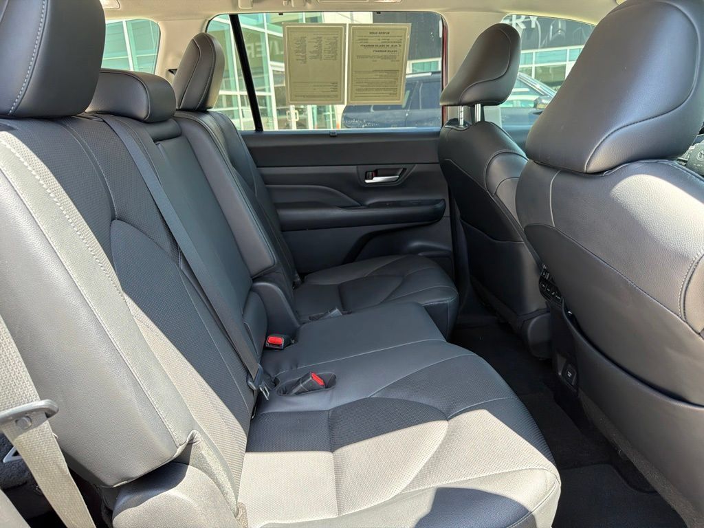 Used 2024 Toyota Grand Highlander FWD image 41