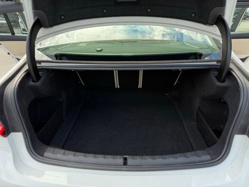 Used 2019 BMW 330i Sedan image 32