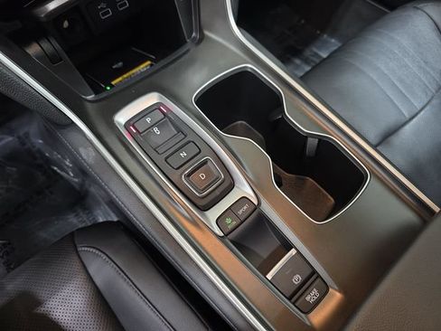 Used 2022 Honda Accord Touring image 25
