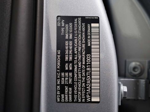 New 2026 Porsche Macan AWD/4WD image 44