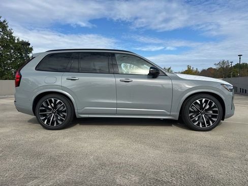 New 2026 Volvo XC90 B6 Ultra AWD/4WD image 8