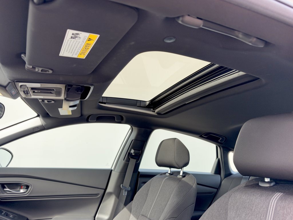 Certified 2025 Honda Accord Sport image 27