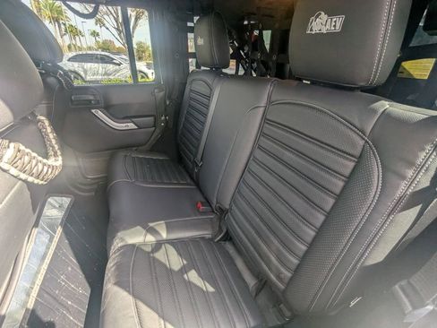 Used 2015 Jeep Wrangler Unlimited Rubicon w/ Dual Top Group image 3