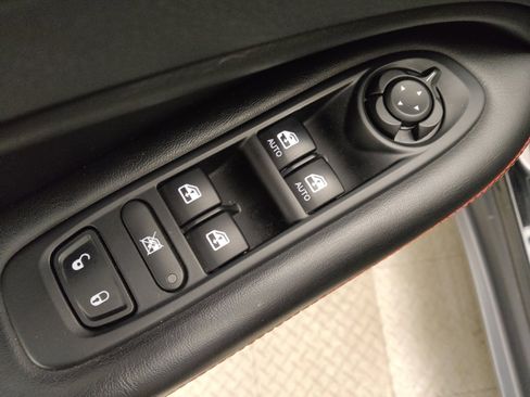 Used 2019 Jeep Compass Trailhawk w/ Leather Interior Group image 27