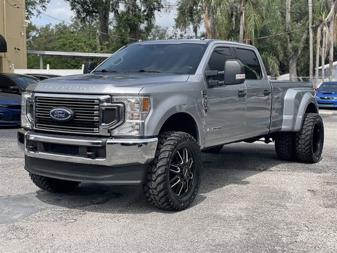 Used 2020 Ford F350 XLT AWD/4WD image 14