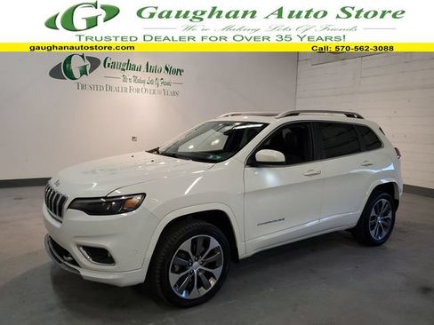 Used 2019 Jeep Cherokee Overland w/ Technology Group AWD/4WD image 1