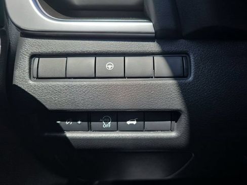 New 2026 Nissan Rogue SV AWD/4WD image 10