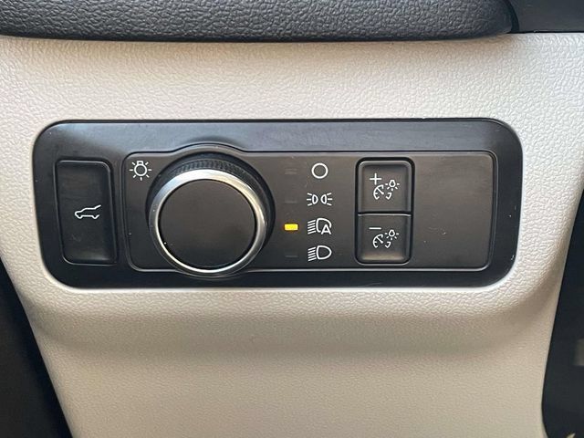 Used 2024 Ford Escape Active w/ Cold Weather Package FWD image 18